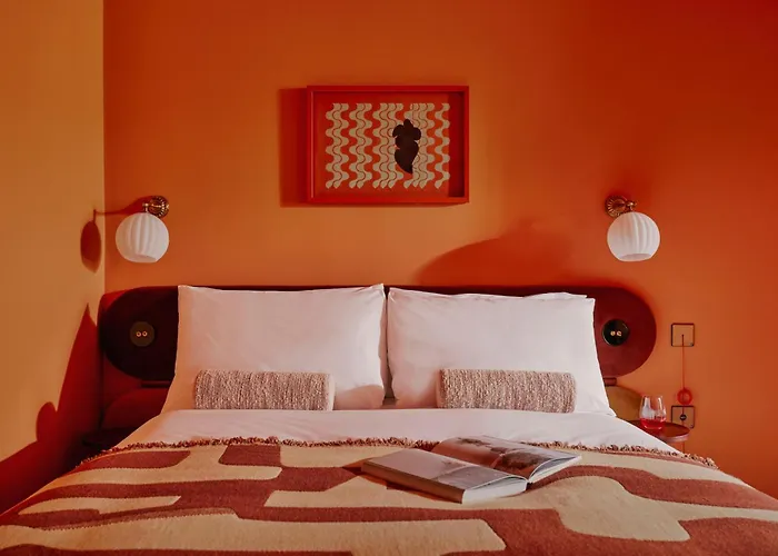 Ember Locke KensingtonHotel Londra